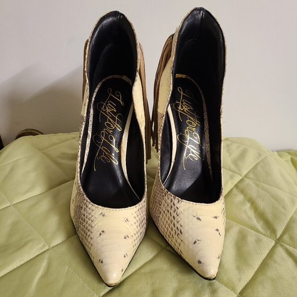 Lust For Life Fringed Snake Heels Stiletto, 6.5 - Picture 3 of 9